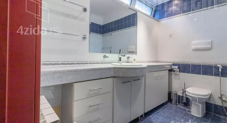 4-etažna kuća | 4zida