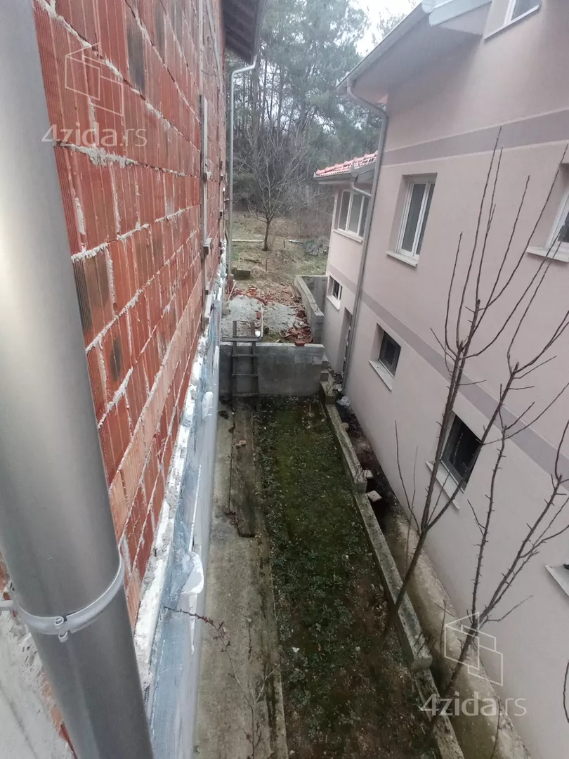 3-etažna kuća | 4zida