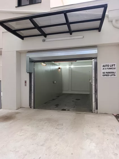 Cara Dušana | 4zida.rs