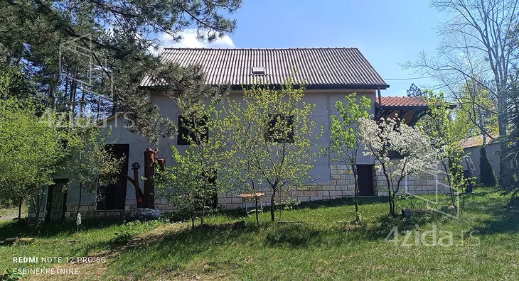 3-etažna kuća | 4zida