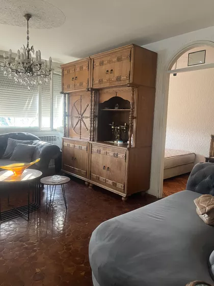 Ustanička 124 | 4zida.rs