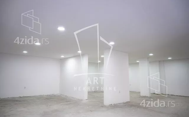 Poslovni prostor | 4zida