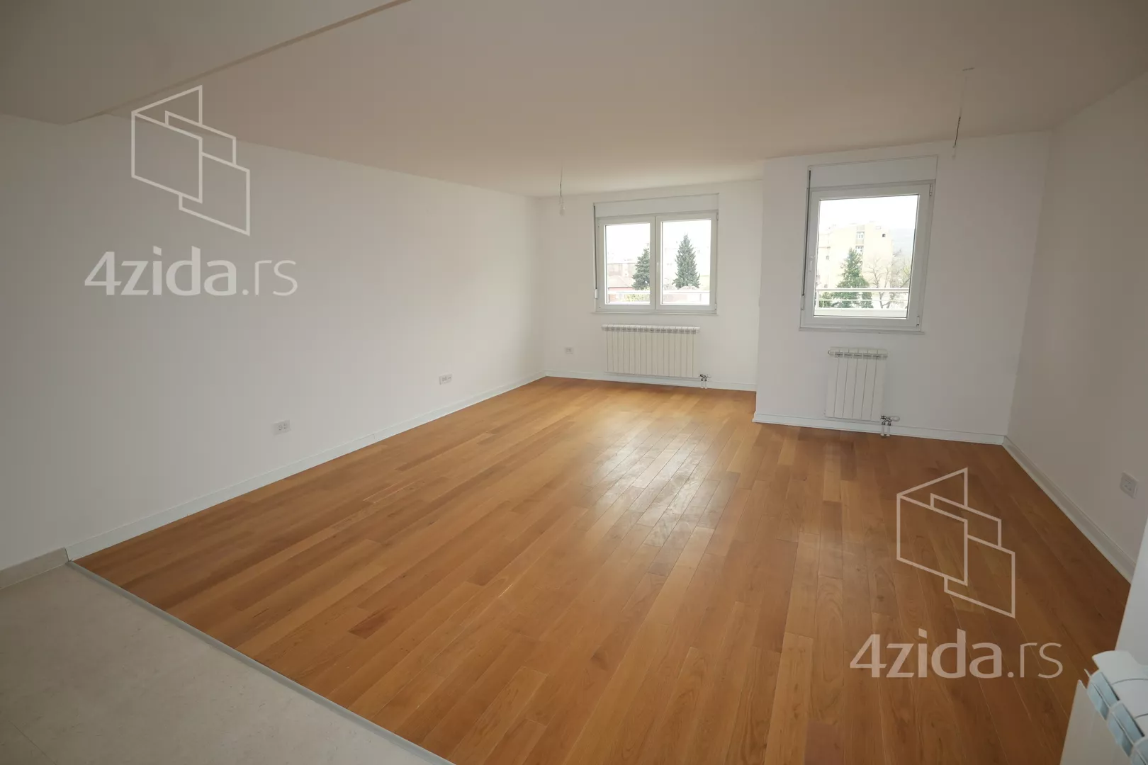 Petosoban stan | 4zida