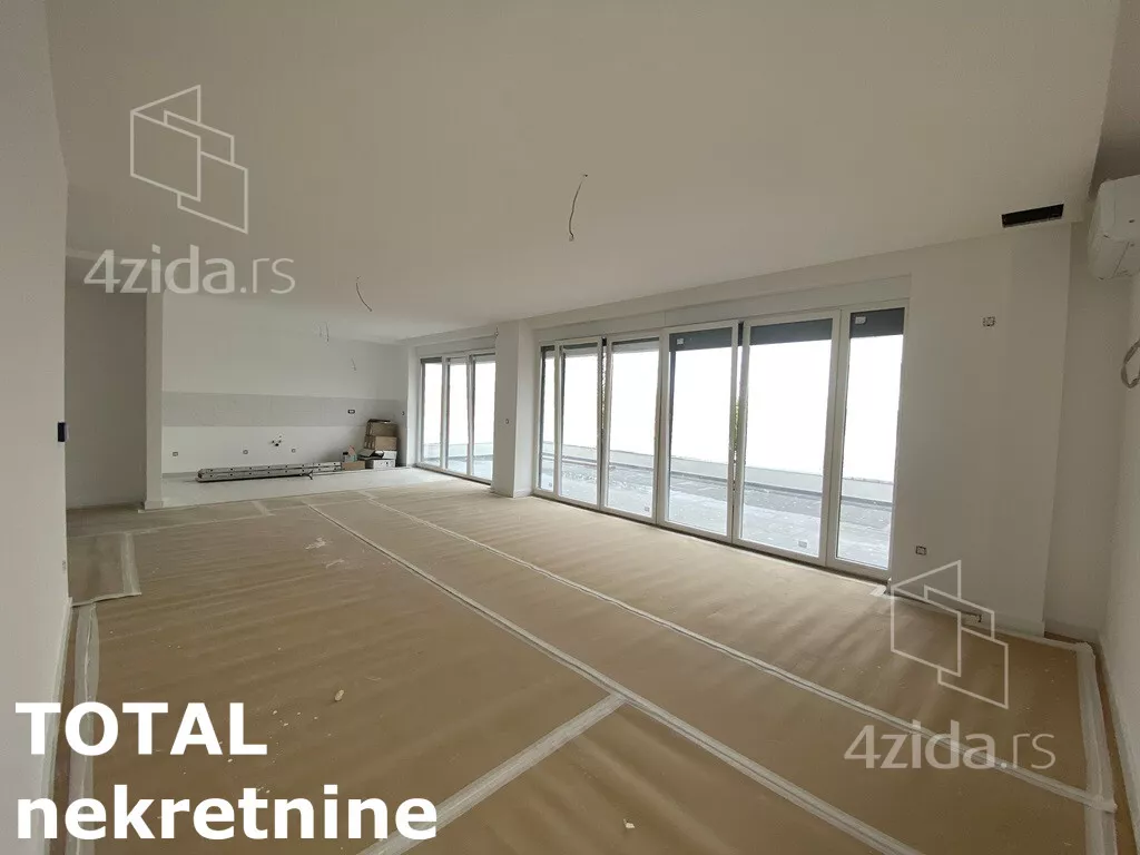 Petosoban stan | 4zida