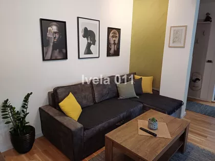 Crnogorska | 4zida.rs