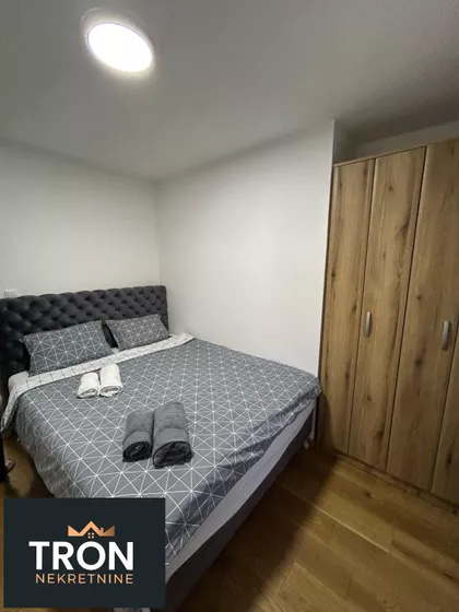 Nemanjina | 4zida.rs