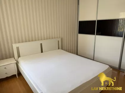 BULEVAR OSLOBOĐENJA | 4zida.rs