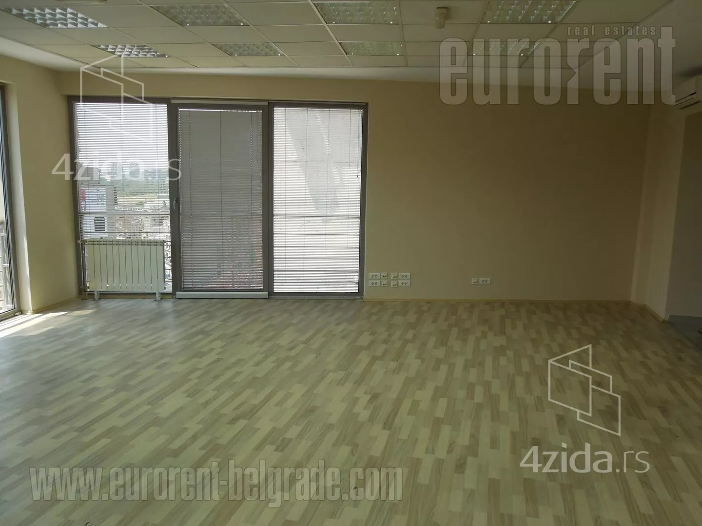 Poslovni prostor | 4zida