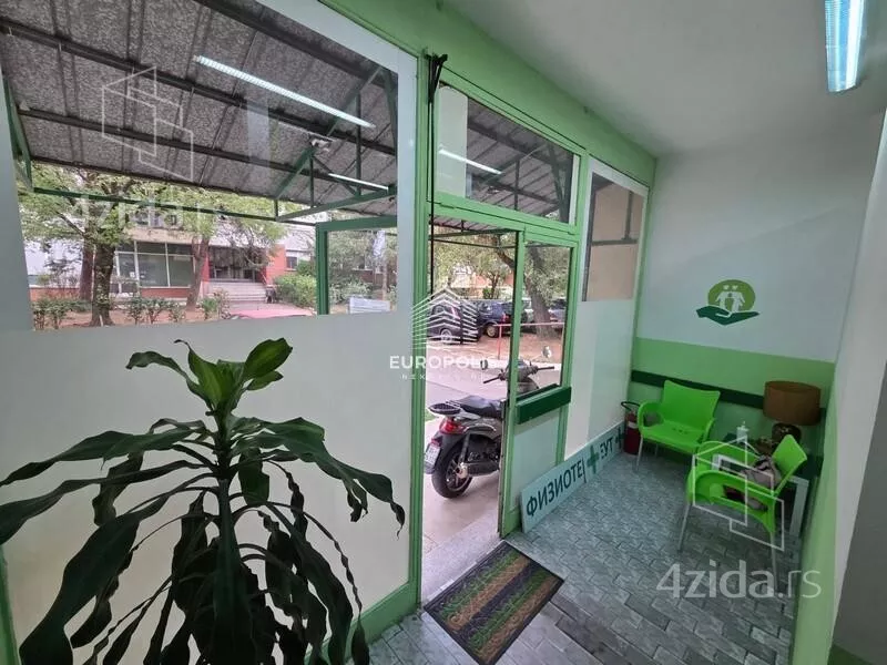 Lokal | 4zida