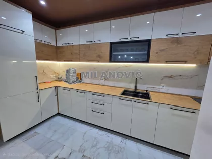 Gradske lokacije | 4zida.rs