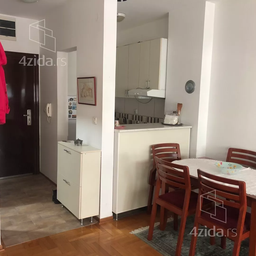Garsonjera | 4zida