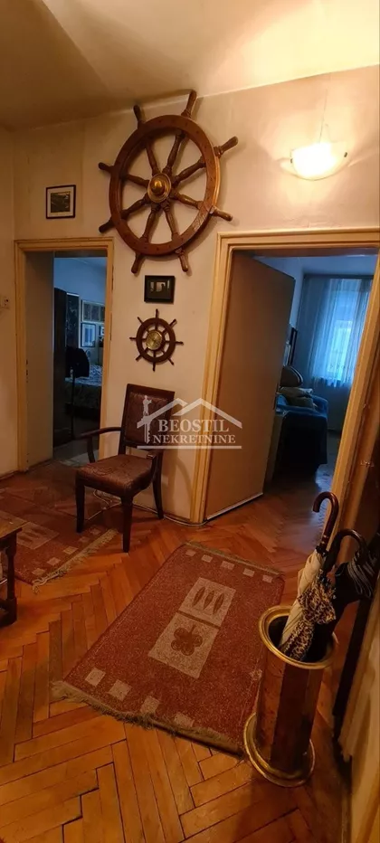 Kapetan Mišina | 4zida.rs