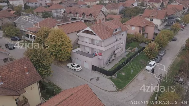 3-etažna kuća | 4zida