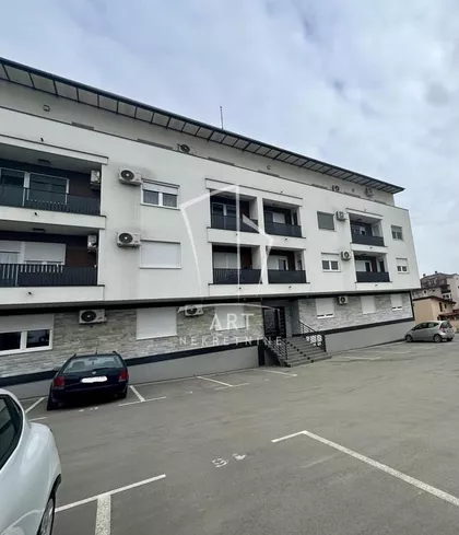 Mokroluška | 4zida.rs