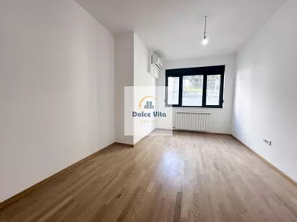 Karpoševa | 4zida.rs