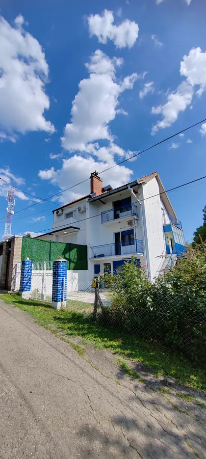 Šeste Ličke | 4zida.rs