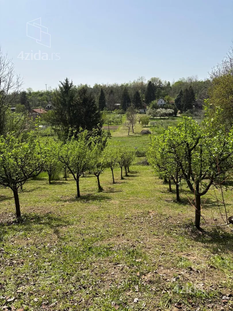 Građevinsko zemljište | 4zida