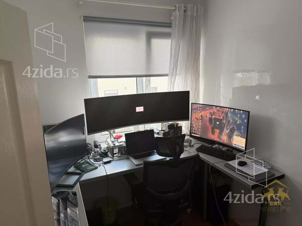 Dvoiposoban stan | 4zida