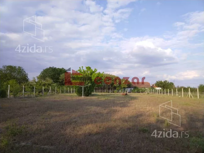 Plac | 4zida