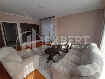 Prvomajska | 4zida.rs