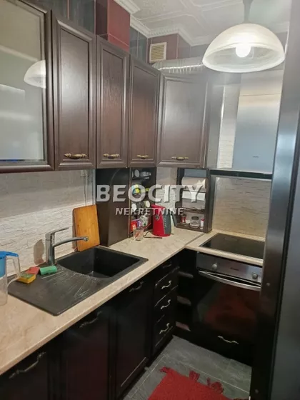 Jirečekova | 4zida.rs