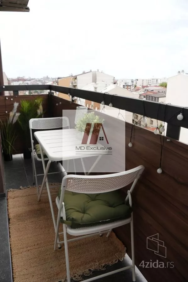 Troiposoban stan | 4zida