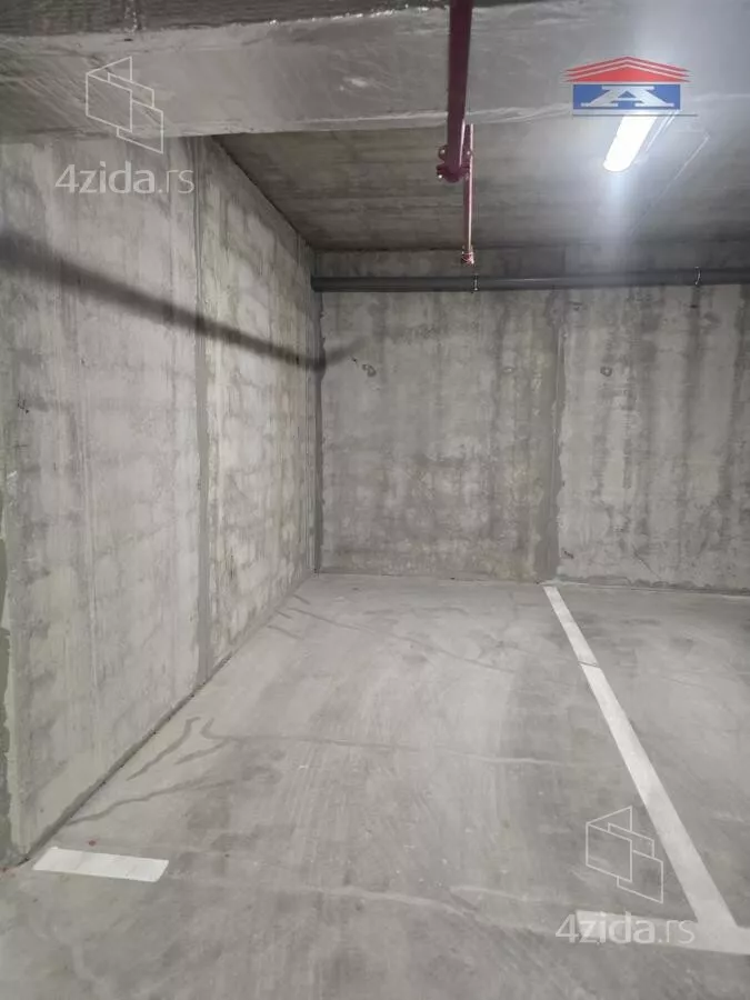 Garaža/Parking | 4zida