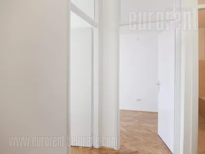 STARI MERKATOR | 4zida.rs