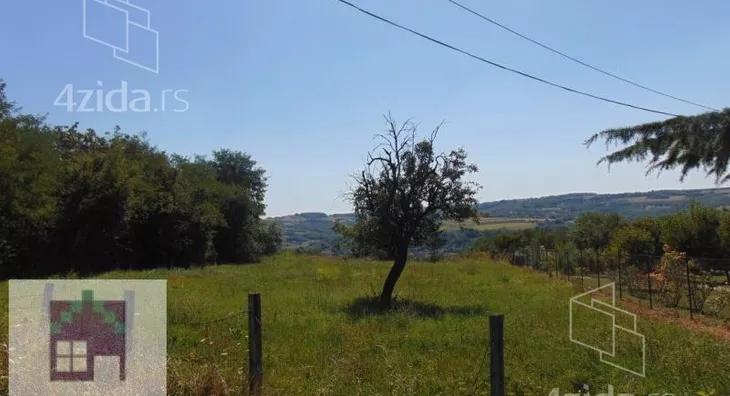 Plac | 4zida