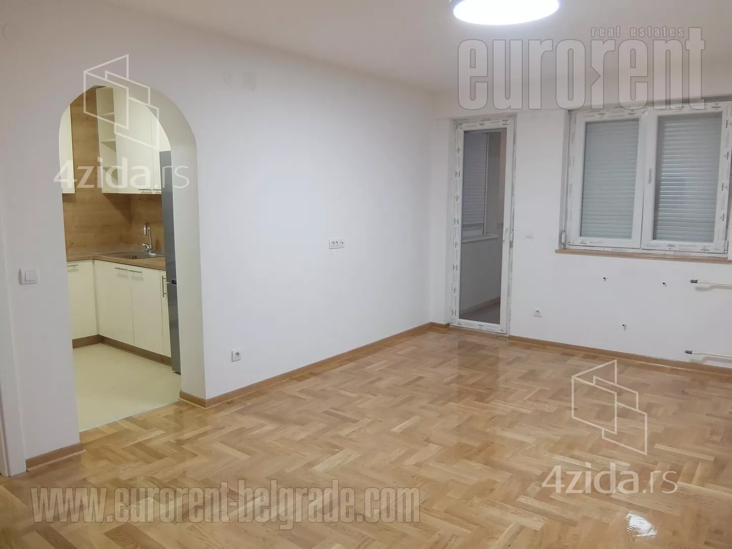 Četvoroiposoban stan | 4zida