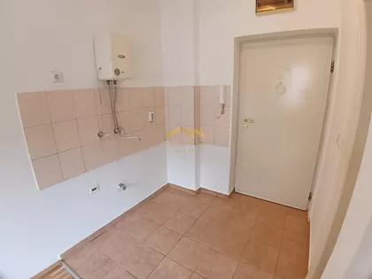Grbavica | 4zida.rs