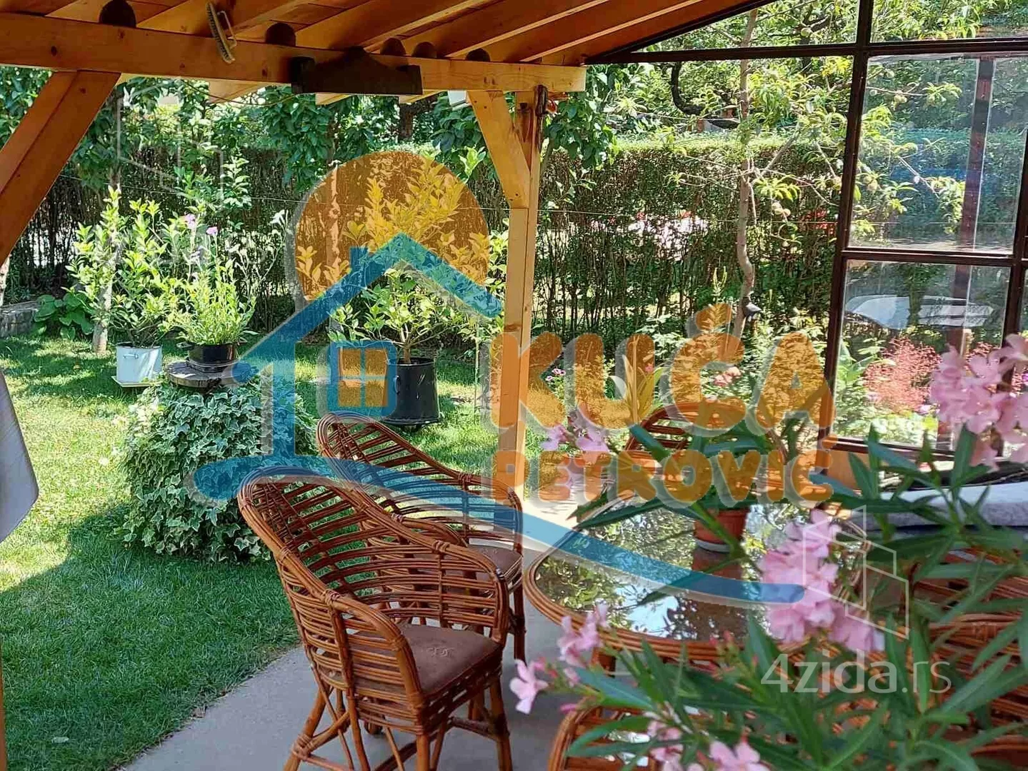 3-etažna kuća | 4zida