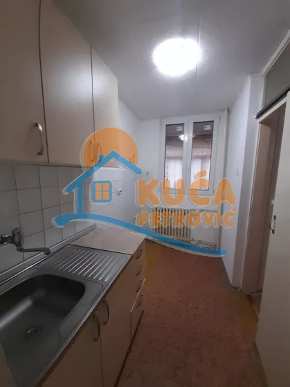 Pariske komune | 4zida.rs