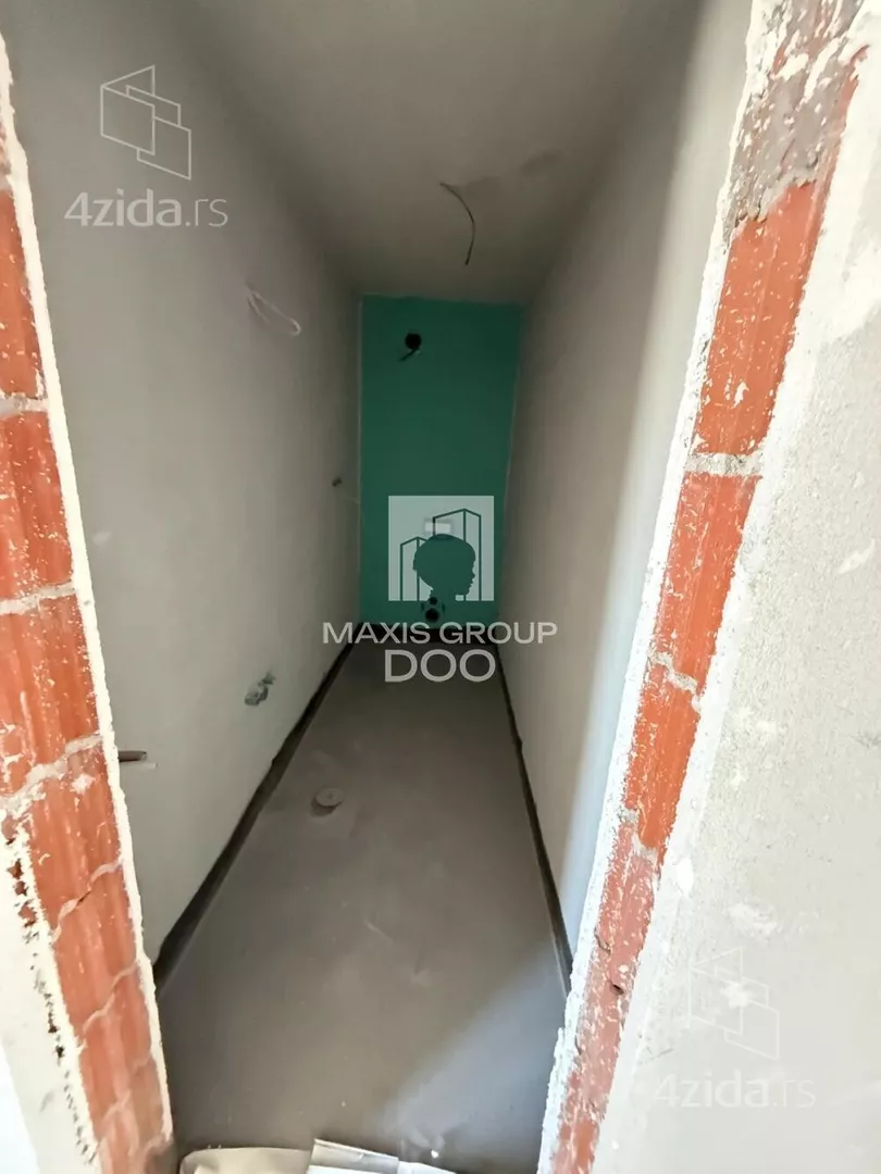 Petosoban stan | 4zida