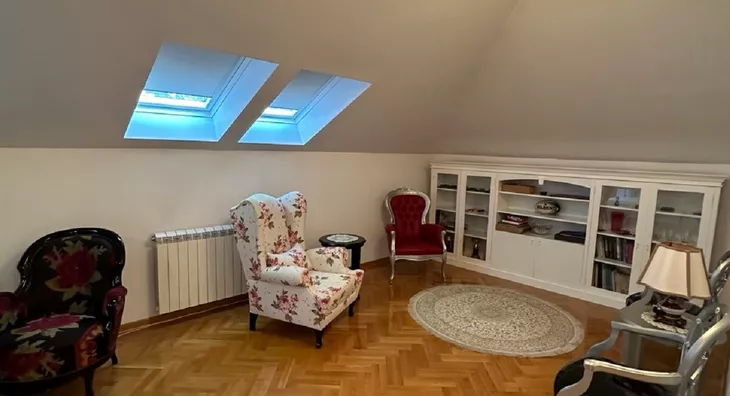 5-etažna kuća | 4zida