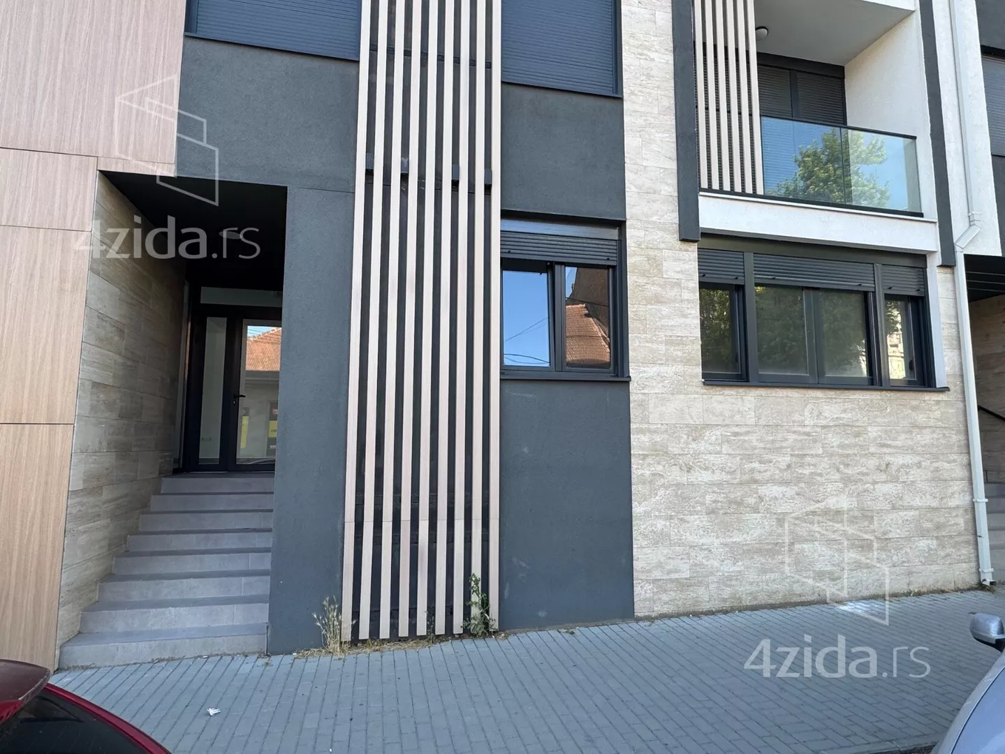 Lokal | 4zida