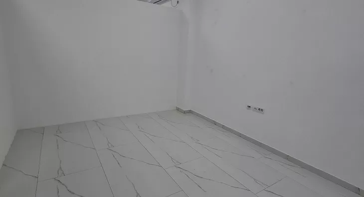 Lokal | 4zida