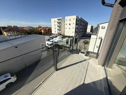 Vojvođanska | 4zida.rs