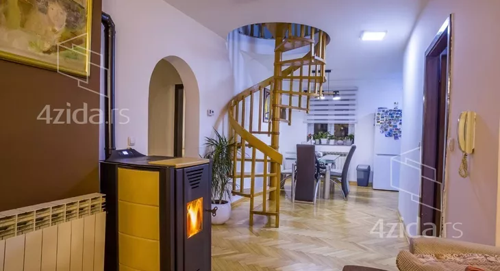 2-etažna kuća | 4zida