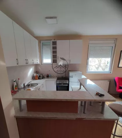 Železnička stanica | 4zida.rs