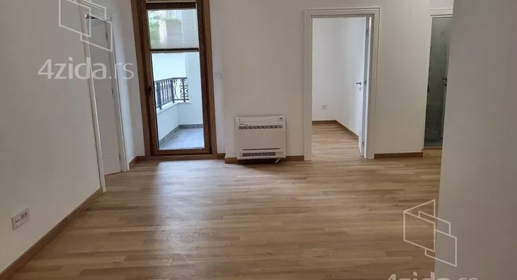 Dvoiposoban stan na prodaju, Bulevar Oslobođenja, 191.170€, 54m² - stampaj