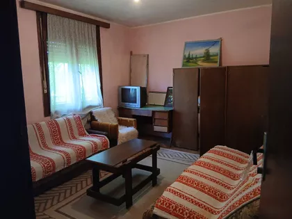 Avalska | 4zida.rs