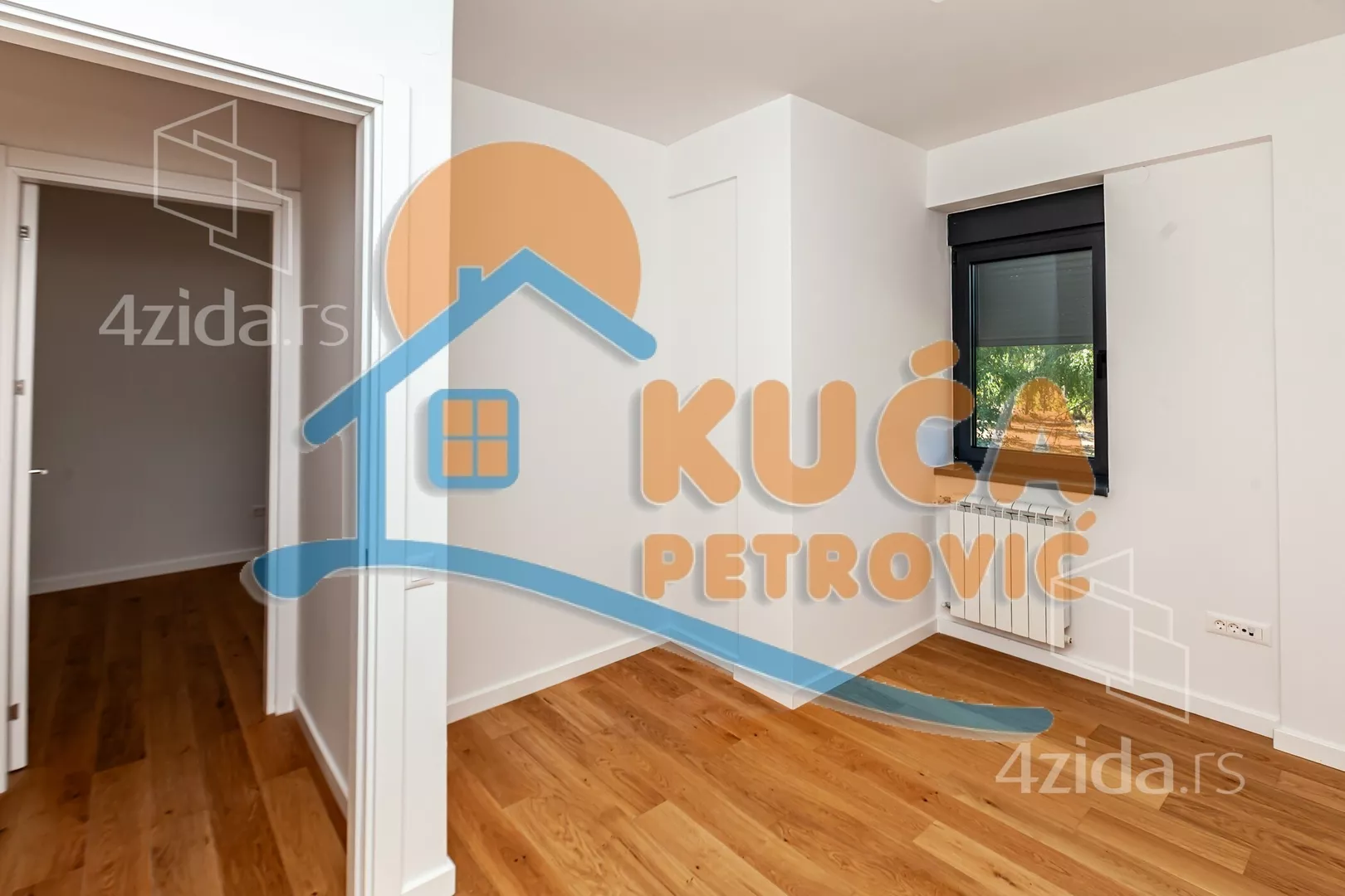 Troiposoban stan | 4zida