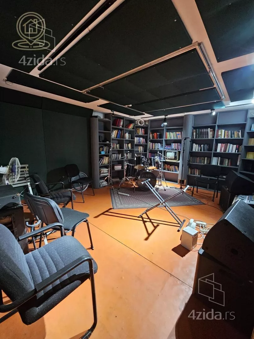 Poslovni prostor | 4zida