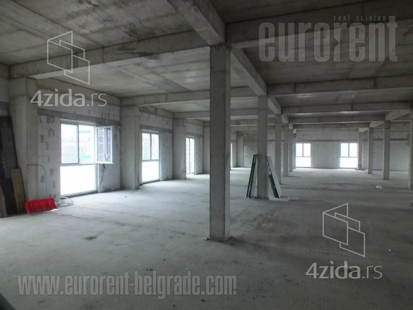 Poslovni prostor | 4zida
