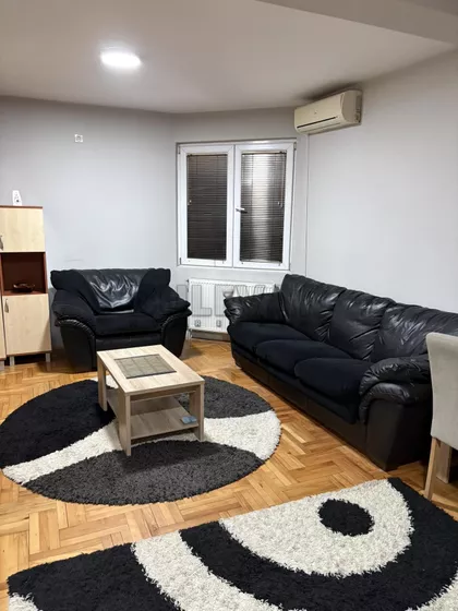 Dečanska | 4zida.rs