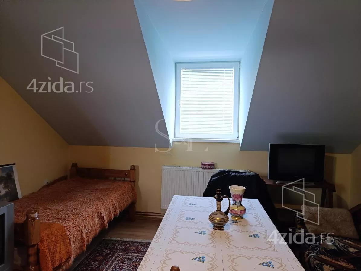 Kuća | 4zida