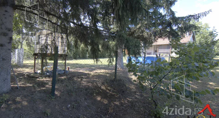 Plac | 4zida