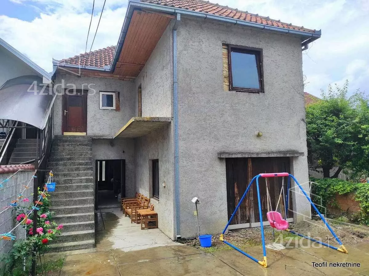 3-etažna kuća | 4zida