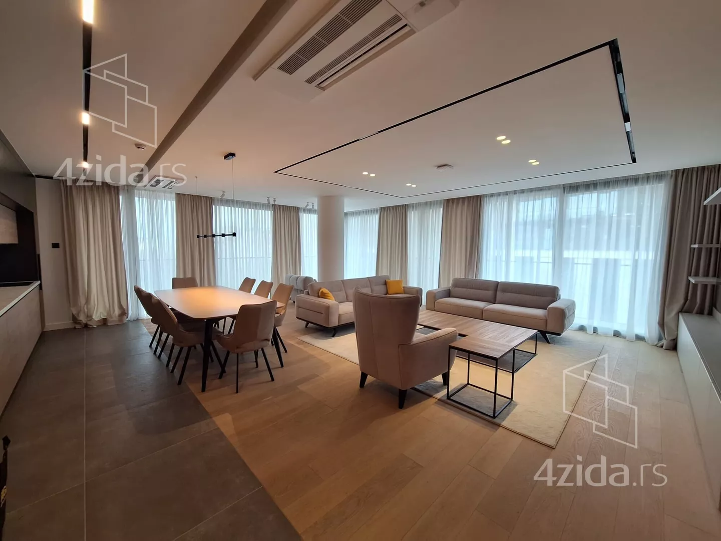 Četvorosoban stan | 4zida